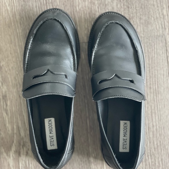 Steve madden black loafers size 8.5 - Picture 4 of 4